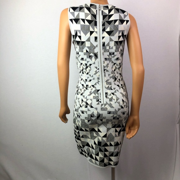 BCBGMaxazria bodycon bandage sleeveless dress Sz M - Picture 3 of 9